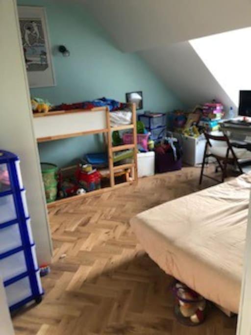 Stay In Maison De Metre In Etterbeek Брюксел Екстериор снимка
