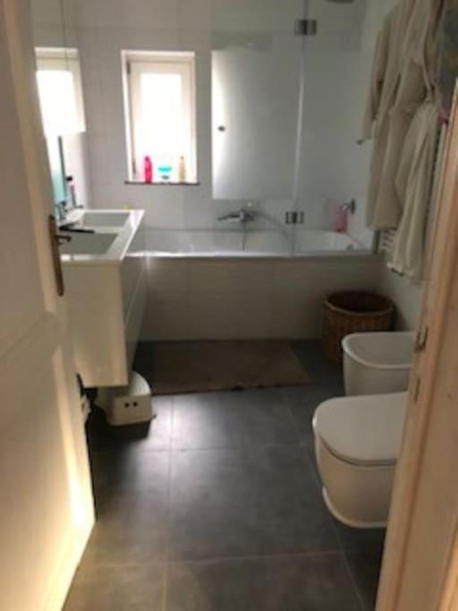 Stay In Maison De Metre In Etterbeek Брюксел Екстериор снимка